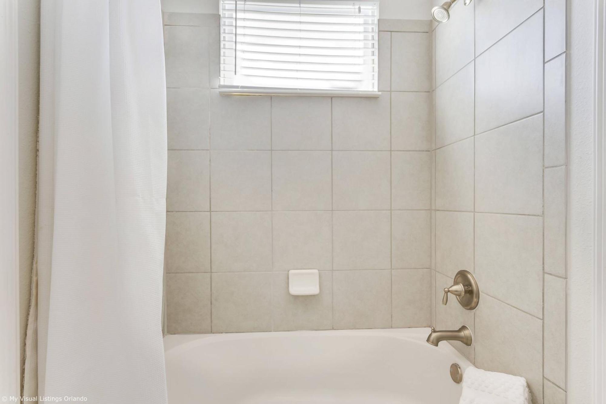 8 Bedroom Vacation With Pool 2114 Hébergement de vacances Orlando